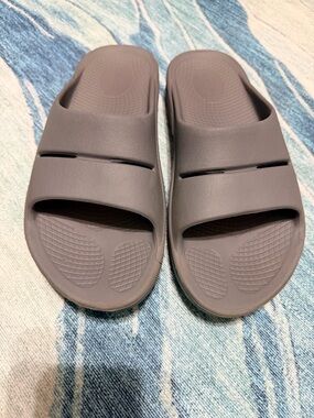 Women’s OOFOS Sandals